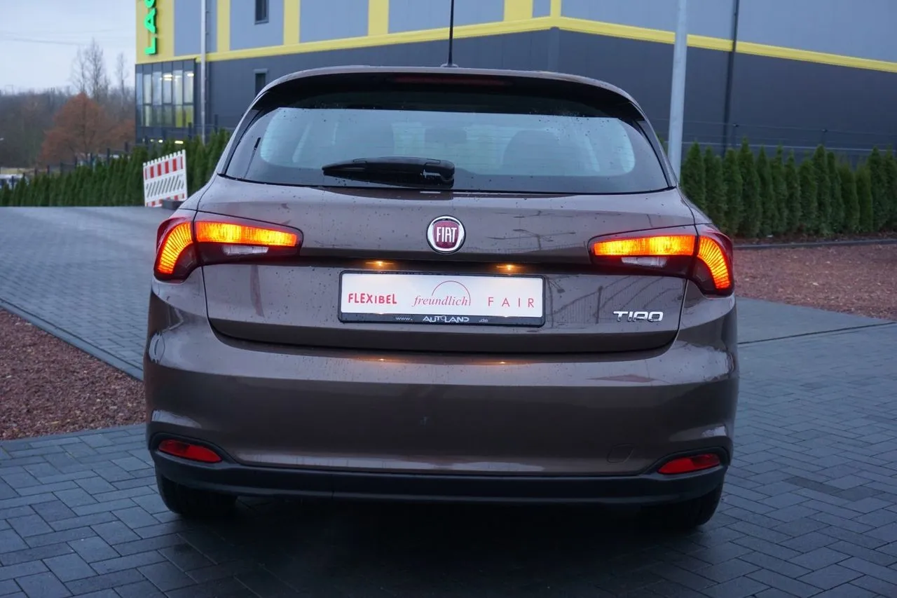 Fiat Tipo Hatchback 1.4 Bluetooth...  Image 3